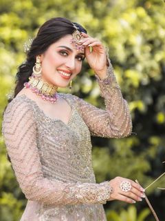 Ayeza Khan